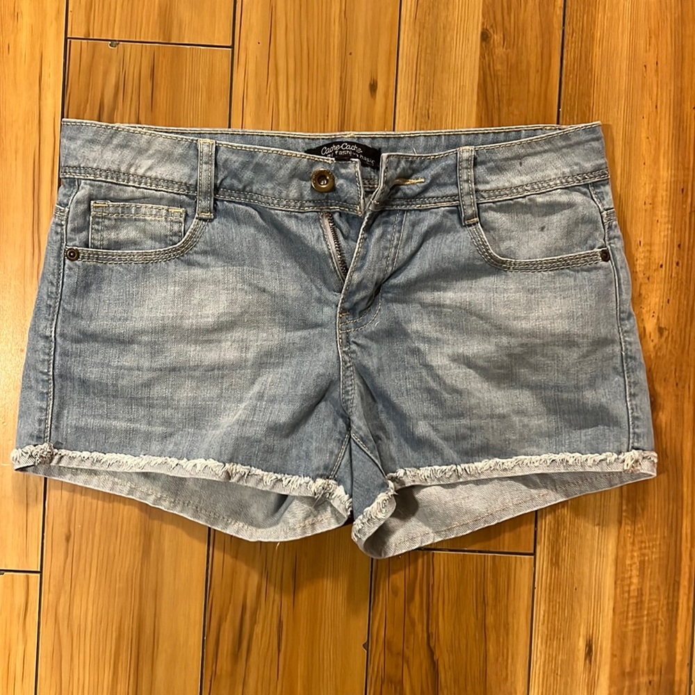 Cache  Jean shorts
